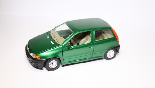 Bburago fiat punto - bburago, come