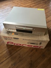Pioneer DV-717 Lettore DVD CD QUASI COME NUOVO IN SCATOLA CHAMPAGNE. Testato e funzionante