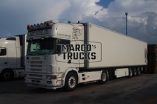 Truck photo Scania 164L 480