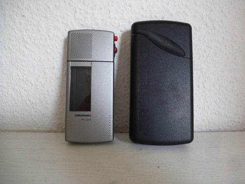 Dettatore registratore - /,