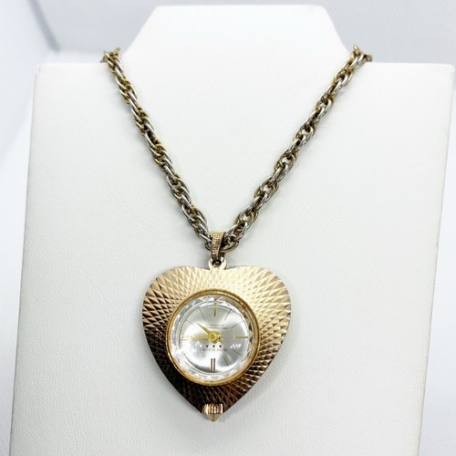 Collana con ciondolo orologio