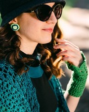 Orecchini a cerchi in cotone, fatti a mano all'uncinetto, perno a farfallina