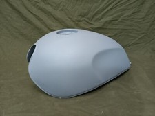 Deposito Suzuki GSX 750