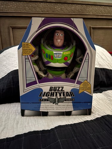 Toy story collection - story, buzz