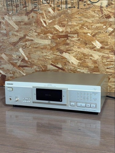 Lettore sony - stock),