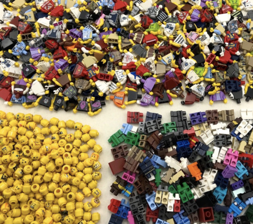 Lego new minifigures 500 - new,