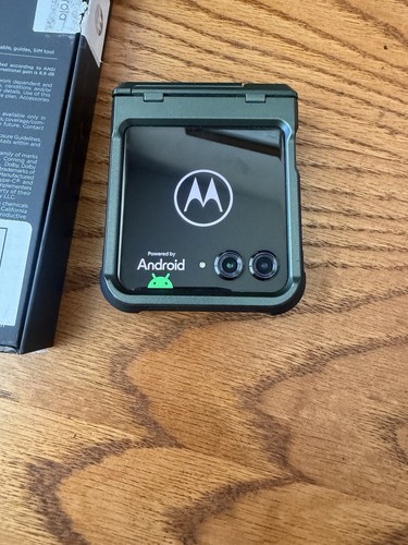 Motorola razr 2024 straight - 2024,