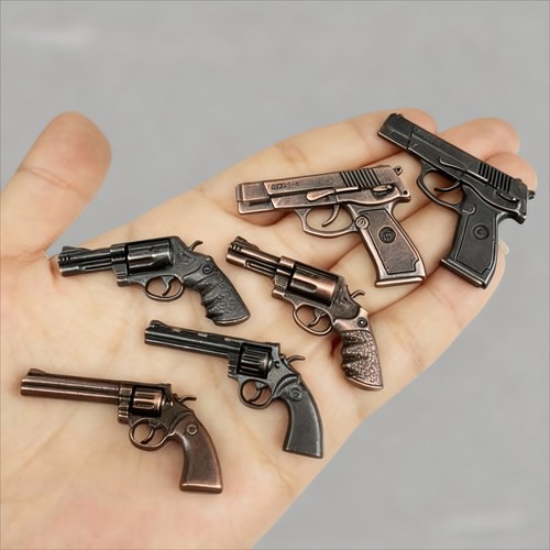 Pistola revolver scala 6 - pistola,