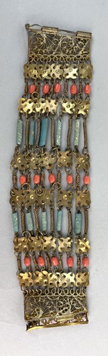 Antico bracciale revival