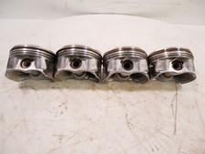 4x pistoni per BMW Serie 1 E87