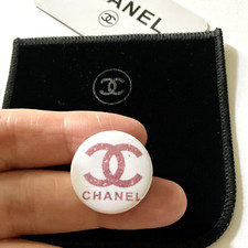 Rare chanel badge - badge, &