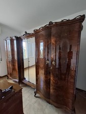 Camera matrimoniale completa in stile chippendale in noce