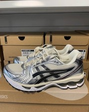 Kayano-ASICS  GEL  Black