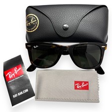 Occhiali da sole Ray-Ban RB 2140 902 Wayfarer marrone verde tartaruga 50 mm con custodia