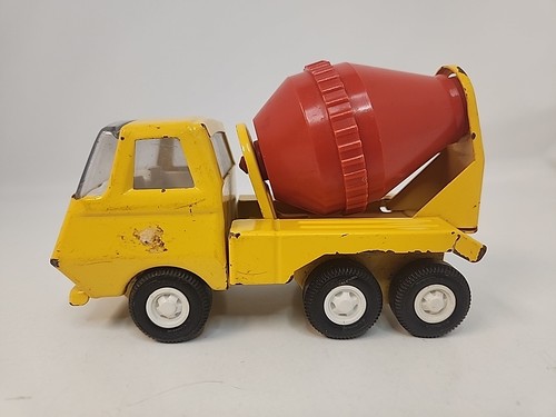 Camion betoniera acciaio