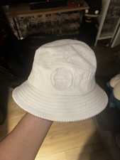 Cappello a secchiello Stone Island Supreme in velluto a coste bianco sporco logo autentico taglia M/L