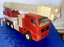 TOY LADDER FIRE TRUCK 