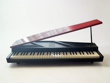 KORG microPIANO Red 61-Key