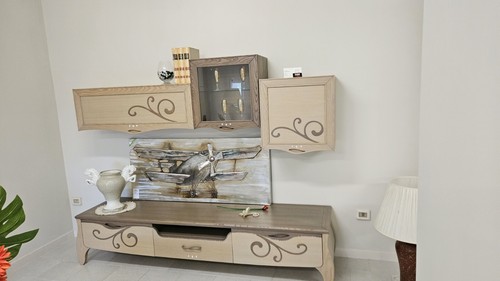 Parete attrezzata con base - con,