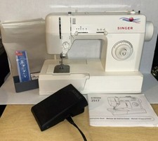 SINGER 2517C Sewing Machine
