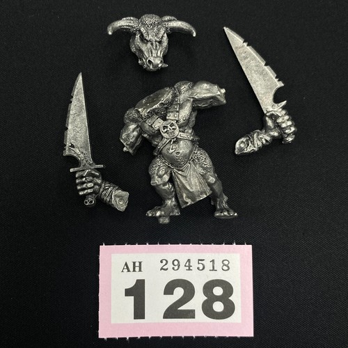 Minotauro signore doombull - minotauro,