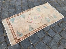 Tappeto piccolo vintage turco