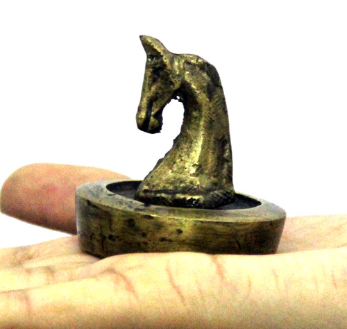Antico ottone cavallo - ottone, forma