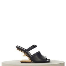 FENDI FIRST 1390$ Sandalo con
