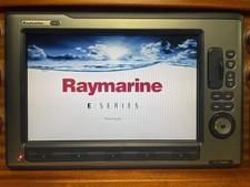 Raymarine E140W Hybridtouch - Chartplotter Display Multifunzione MFD