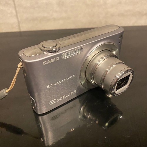 Fotocamera digitale compatta