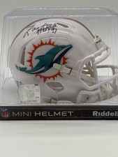 Mini casco firmato Larry