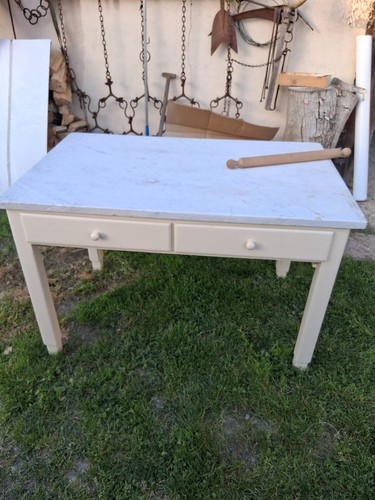 Tavolo legno con - ripiano, in