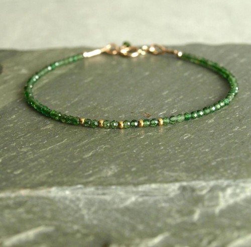 Bracciale fatto mano con - bracciale, a