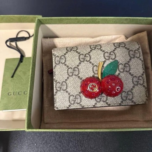 Gucci cherry fold wallet - cherry, bi