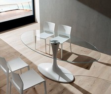 TAVOLO DA PRANZO OVALE RUUD