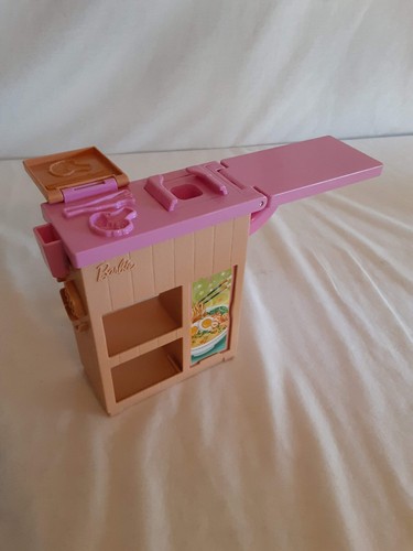 Barbie noodle bar stazione - barbie,