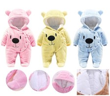 Tuta tutina con cappuccio