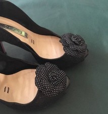 Clip per scarpe rosa in vera pelle nero a pois,fatto a mano,set 2 pezzi.