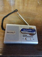 Piccola radio a pile