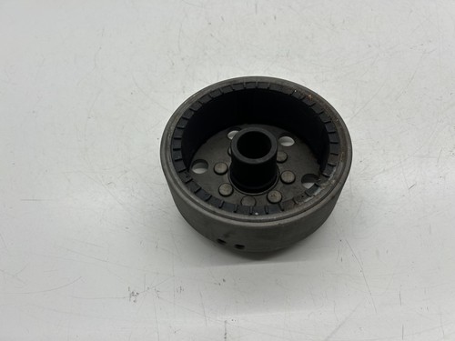 Volano magnete campo magnetico - magnete,