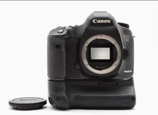Canon EOS 5D Mark III  DSLR -