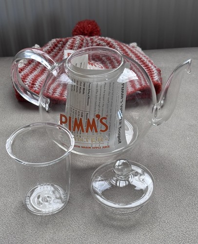 Pimm winter glass - winter, teapot