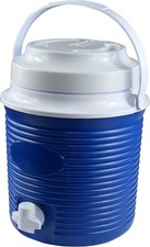 Bottiglia isolata blu e bianca