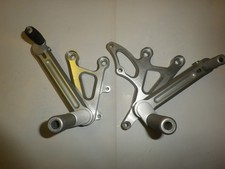 PEDANE ARRETRATE RACING UNIVERSALI/UNIVERSAL RACING FOOTRESTS