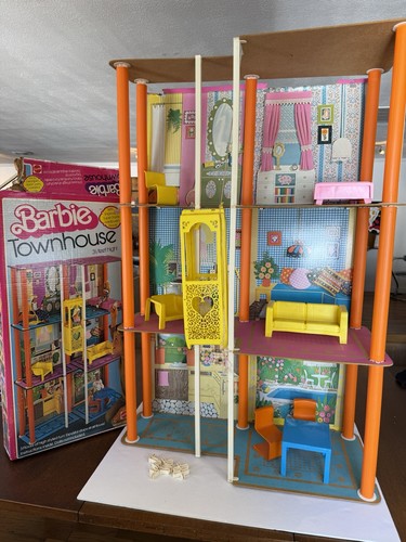 Barbie townhouse 1975 mattel - townhouse,