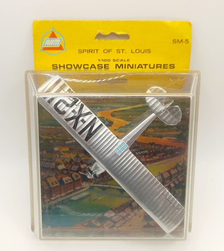 Vetrina vintage miniature