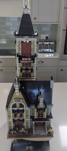 Lego icons haunted house - lego,