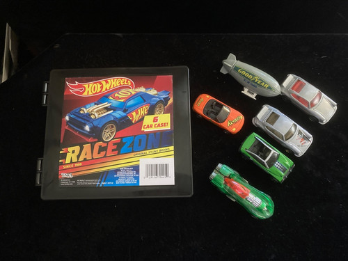 Hot wheels custodia race - hot, zone