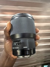 Sigma 85 mm F/1.4 DG HSM