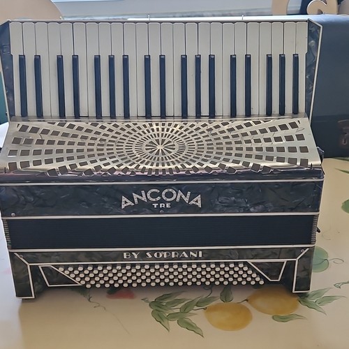 Soprani ancona tre piano - soprani,